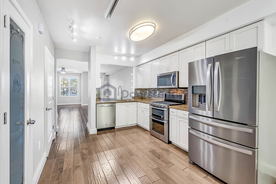 Building Photo - 1561 Brunswig Ln