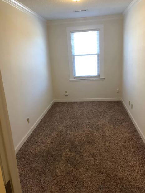 Bonus room - 308 N Green St