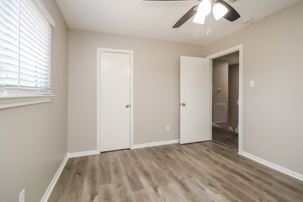 Building Photo - 17930 Cypress Spring Dr