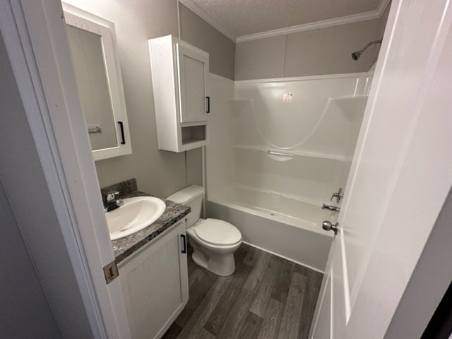 Building Photo - 123 Desander Dr