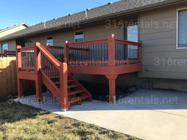 Building Photo - 8462 Granite Ct