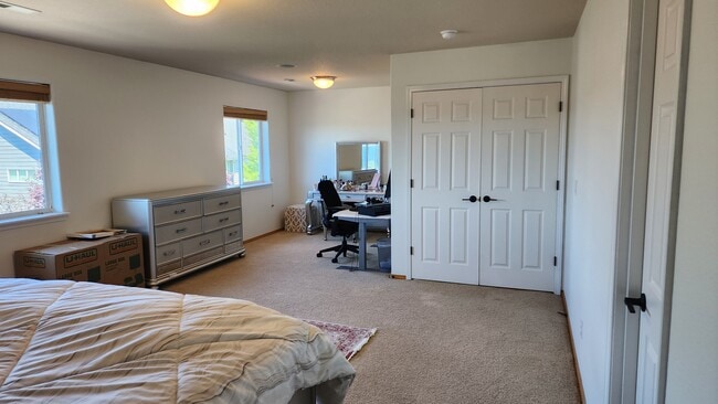 Building Photo - 15423 SW 144th Terrace