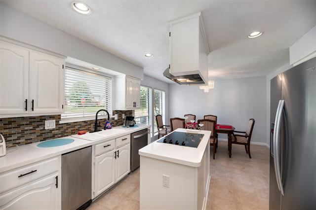 Building Photo - 3629 Sandia Dr