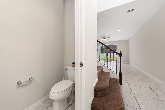 Building Photo - Beautiful Single-Family Home for Rent in Reserve at Legacy Park.Casselberry.