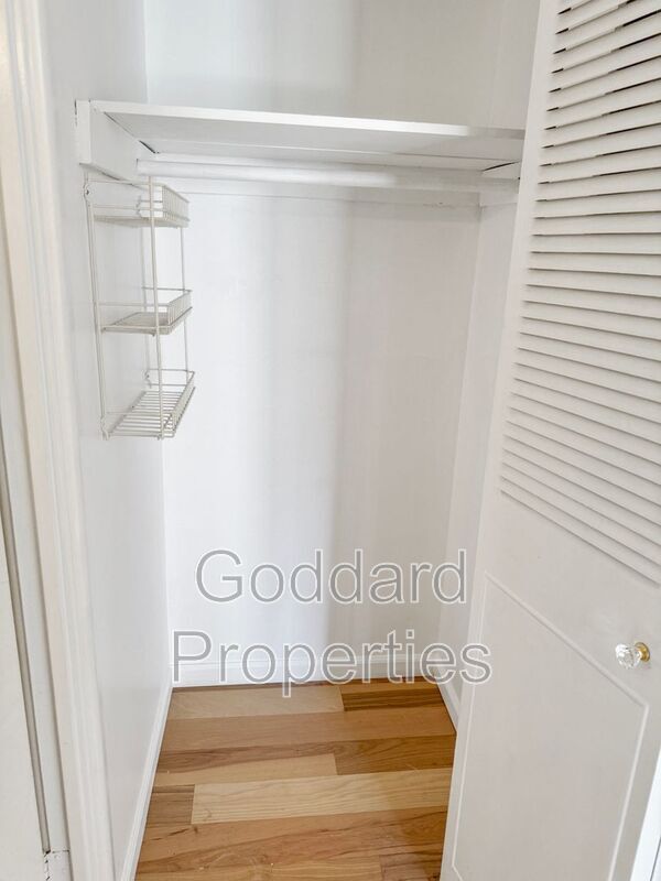 Building Photo - 10536 Cross Fox Ln