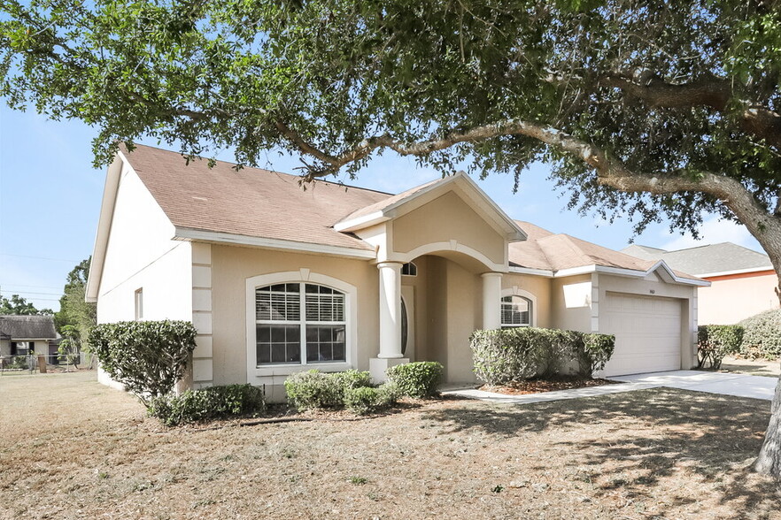 Building Photo - 3460 Stoneway Dr