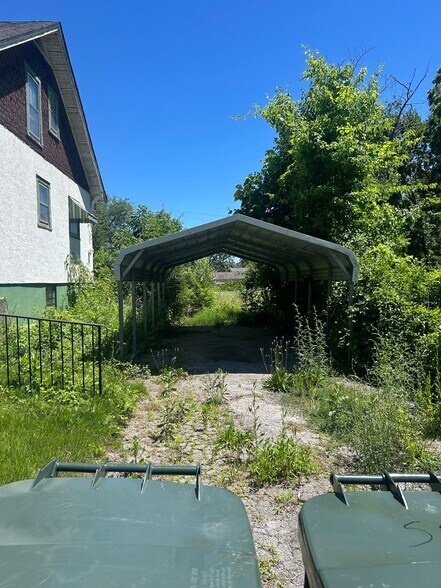 Building Photo - 5468 Gilmore Ave