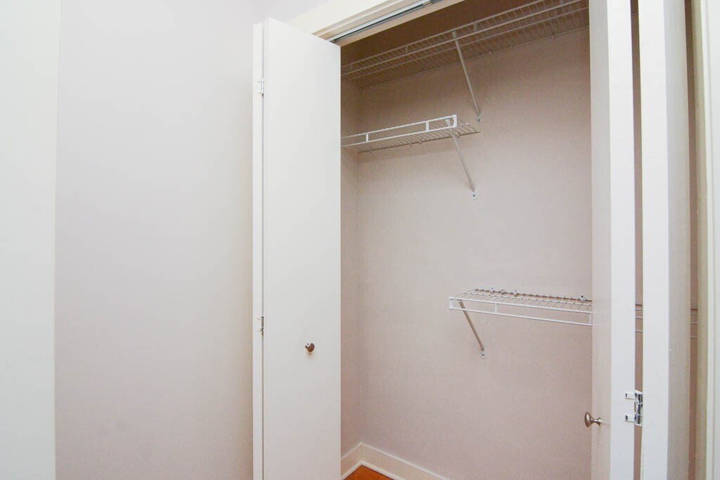 Building Photo - 2402 N Kedzie Blvd