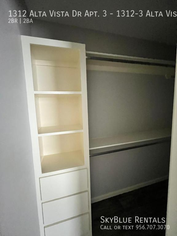 Building Photo - 1312 Alta Vista Dr