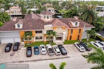 Building Photo - 64 Isle of Venice Dr