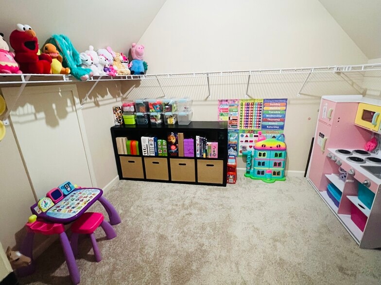 Closet - 31 White Pine Way