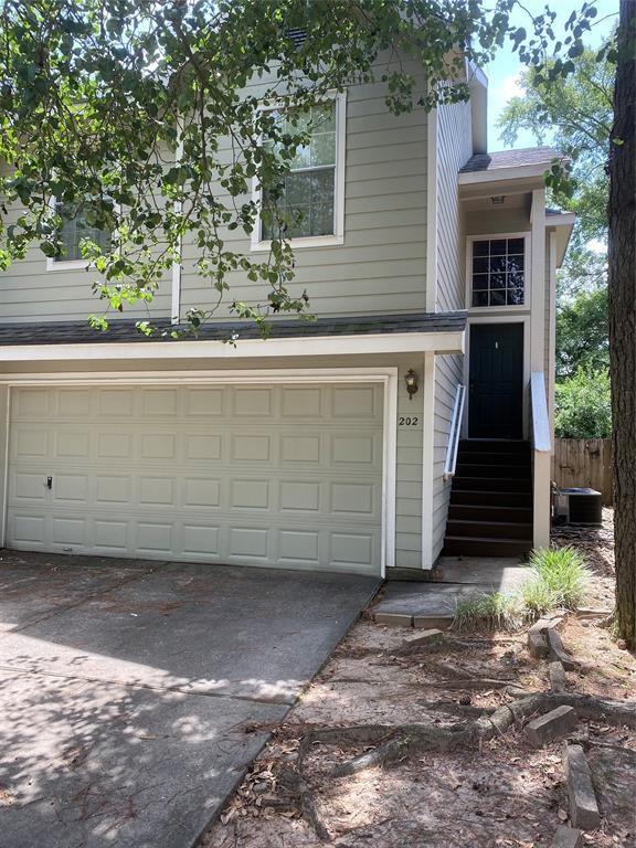 Primary Photo - 202 S Walden Elms Cir
