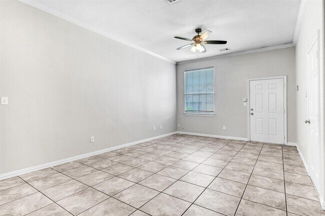 Building Photo - 213 Wyndham Meadows Way