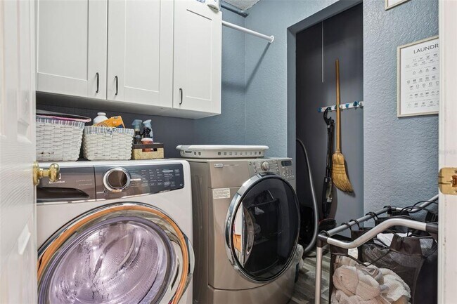 Building Photo - 2603 N Ridgewood Ave