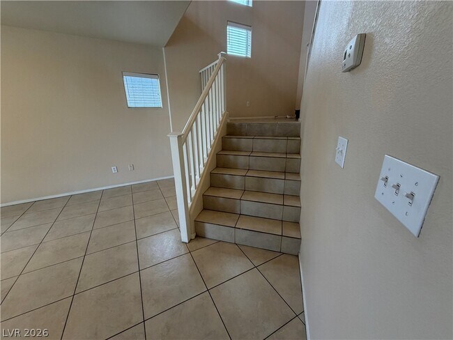Building Photo - 6420 Casamar St