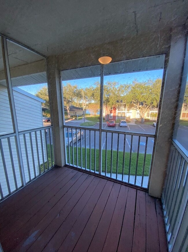 Building Photo - Updated 2/2 in the heart of Brandon