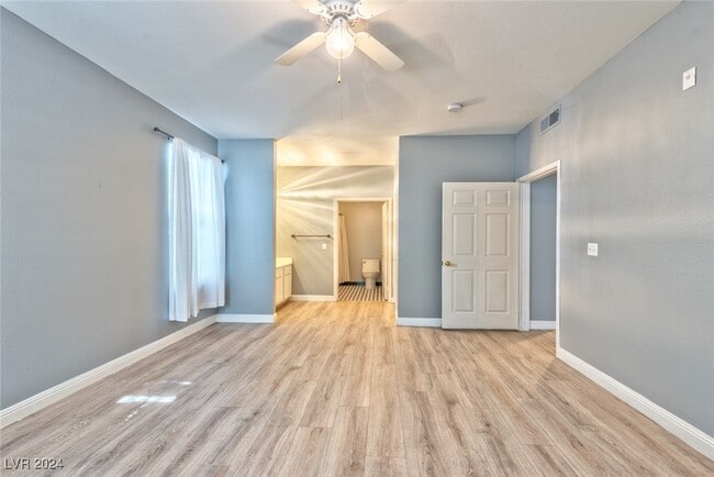 Building Photo - 231 W Horizon Ridge Pkwy