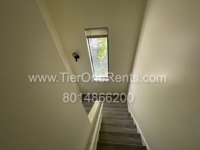 Building Photo - NO DEPOSIT option available for qualified ...