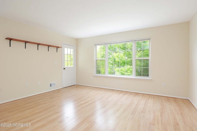 Building Photo - 90 Puffin Glade