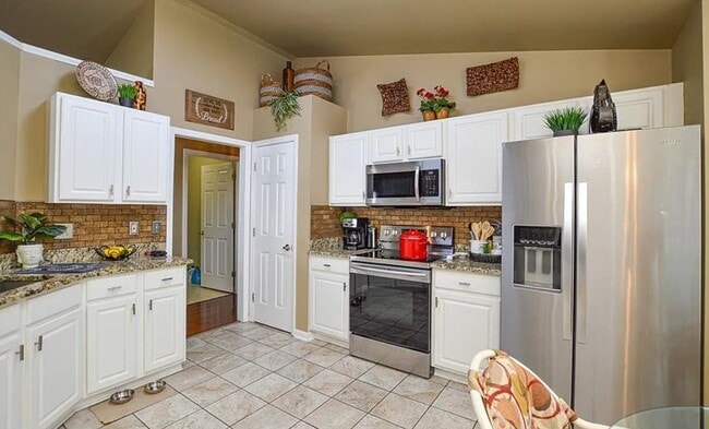 Building Photo - 3339 Cherrybrook Dr