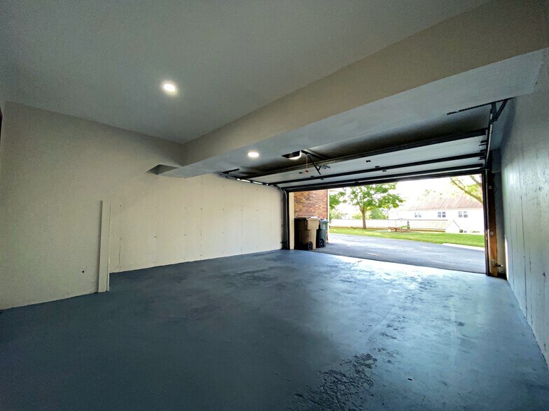 Building Photo - 2933 Cimarron Trl