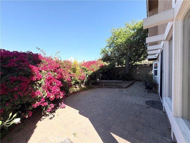 Building Photo - 4891 Tamarack Way