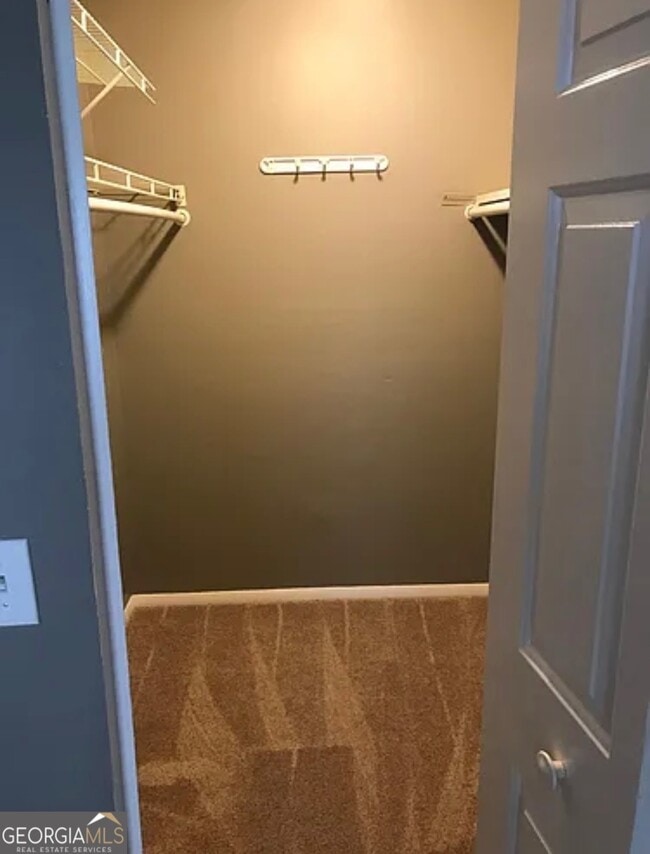 Building Photo - 304 Twiggs Cor