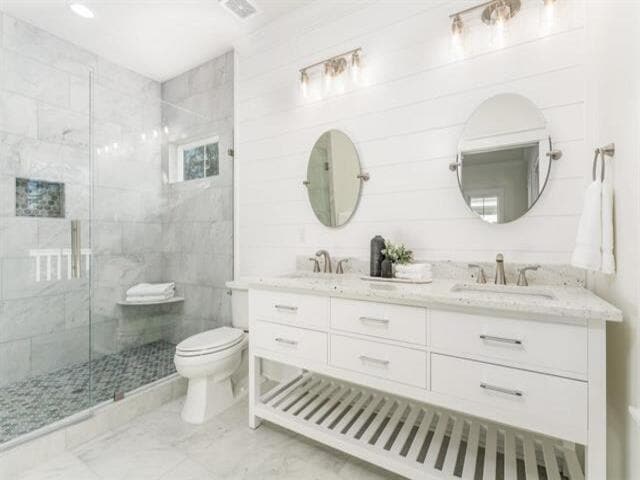 Building Photo - 419 Glenview Dr