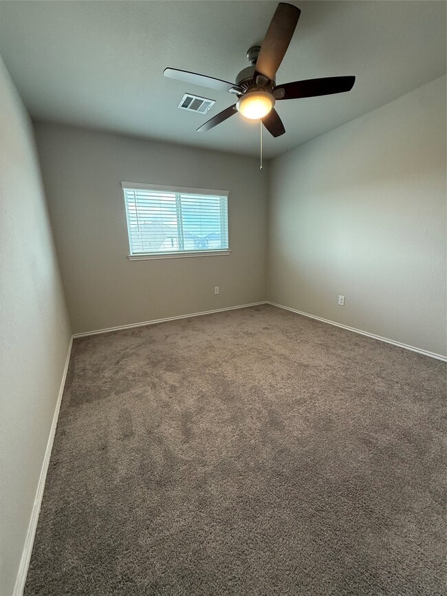 Building Photo - 15850 Perthshire Creek Dr