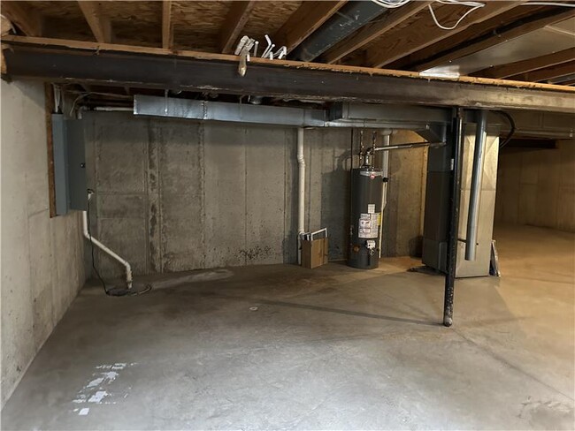 Building Photo - 2691 Edenbridge Ct