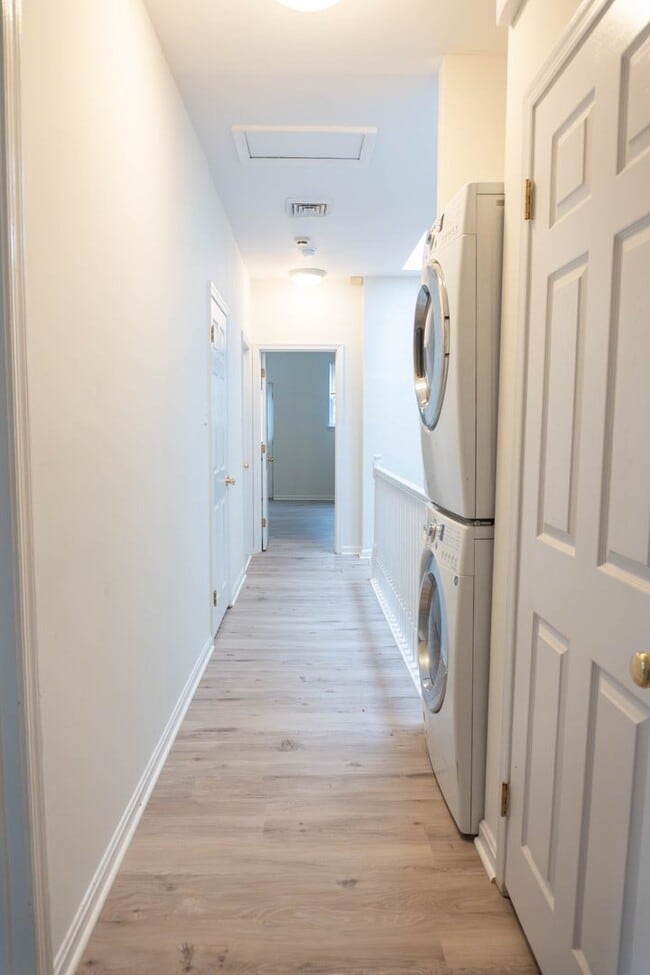 Building Photo - Charming Capitol Hill Home Near Lincoln Park – Modern Comfort Meets Historic Elegance