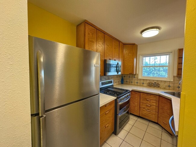 Building Photo - 2111 New York Ave SW