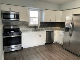 Building Photo - 2303 Althen Ave