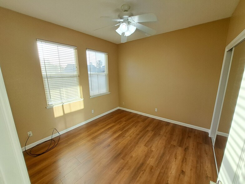 Building Photo - 3012 Bergamo Ct