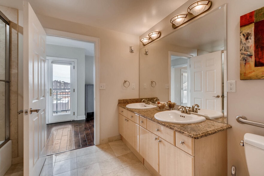 Building Photo - 1827 Grant St