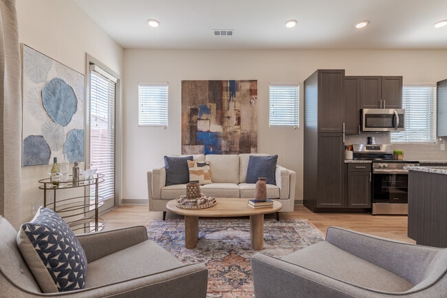 Building Photo - Trulo Homes Tara Ridge