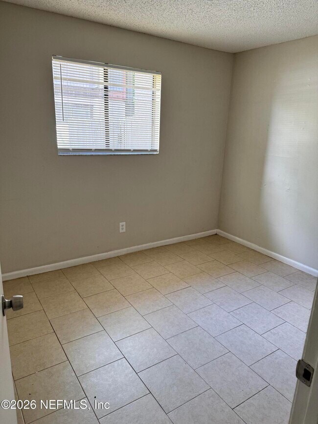 Building Photo - 5147 Westchase Ct