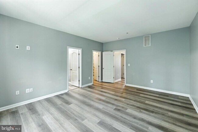 Building Photo - 4905 Forest Pines Dr