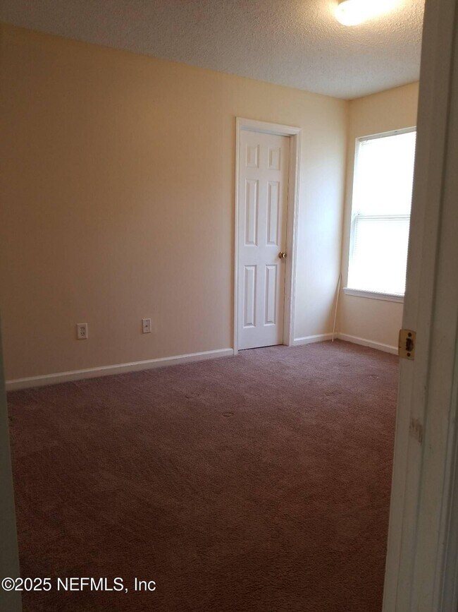 Building Photo - 6833 Morse Oaks Dr