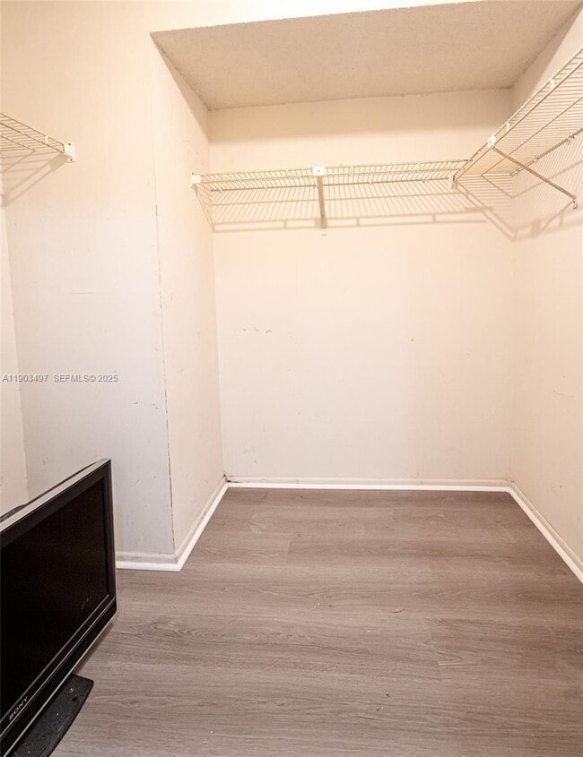 Building Photo - 1891 SW 81st Ave