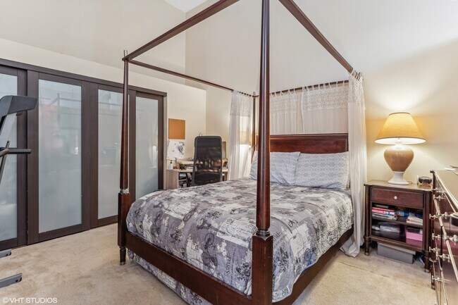 Building Photo - 417 S Jefferson St