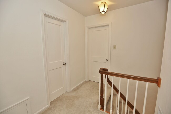 Building Photo - 1321 Conrad Ln