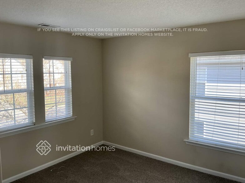 Building Photo - 314 Rondelay Dr