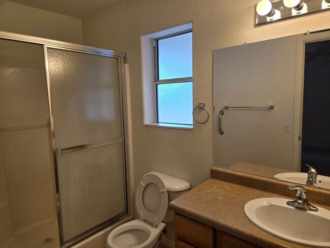 Building Photo - 2603 Brianna Way