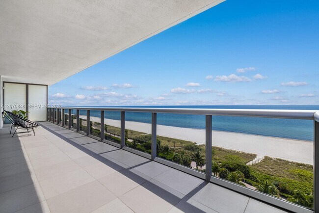 Building Photo - 5875 Collins Ave