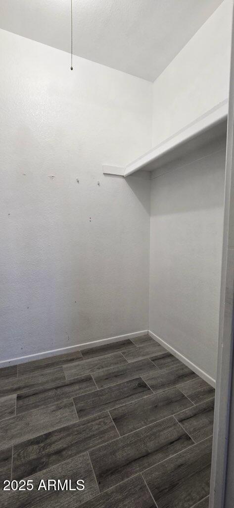 Building Photo - 2132 E Oxford Dr