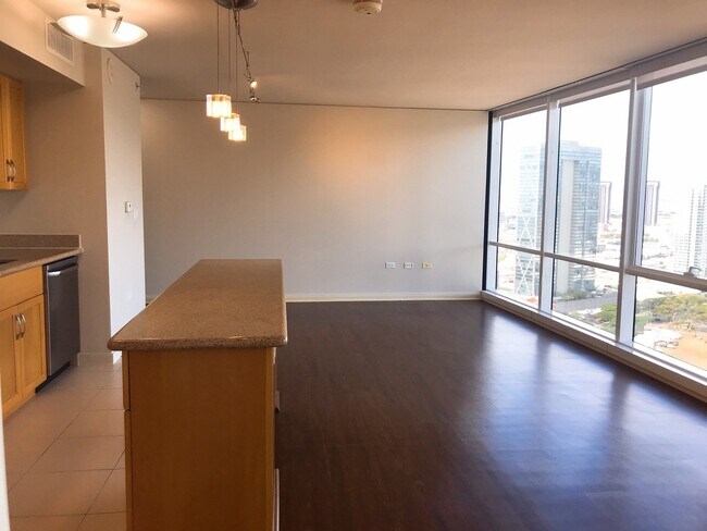 Building Photo - 1288 Kapiolani Blvd