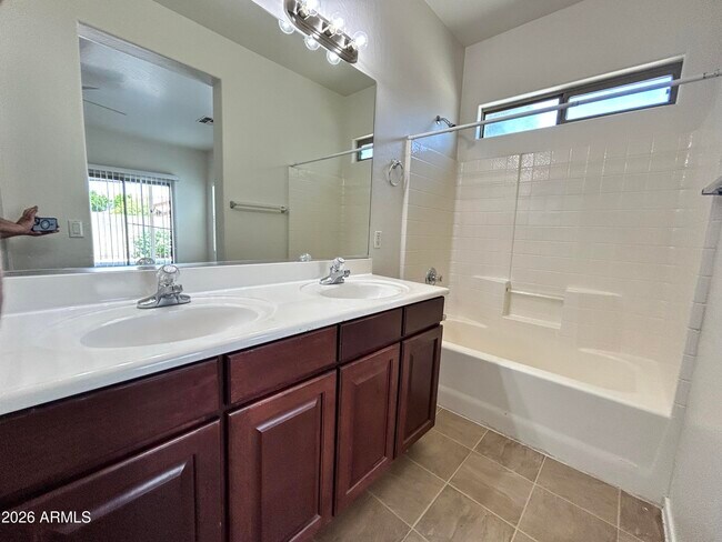 Building Photo - 17218 W Country Gables Dr
