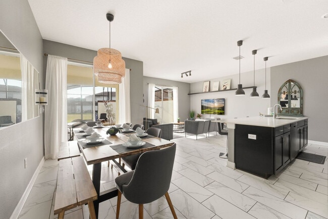 Building Photo - 8924 Stinger Dr