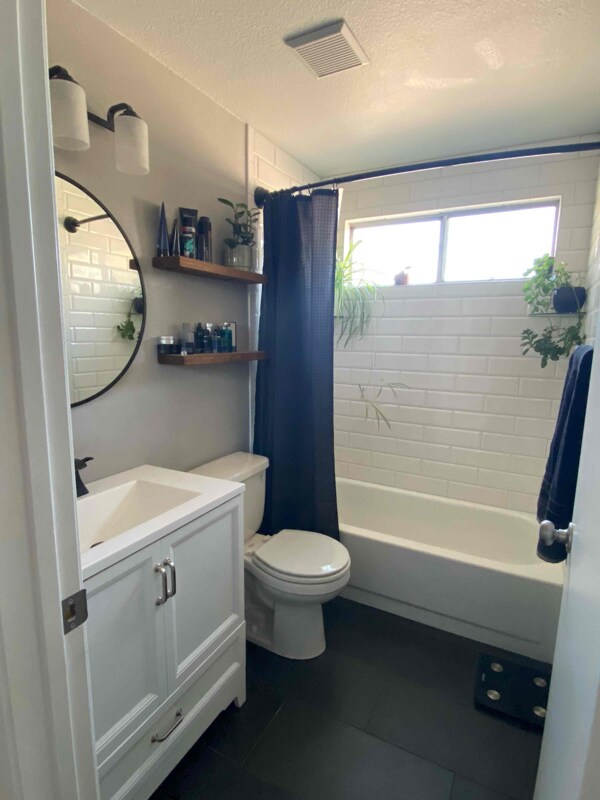 Building Photo - 2006 Haywood Dr